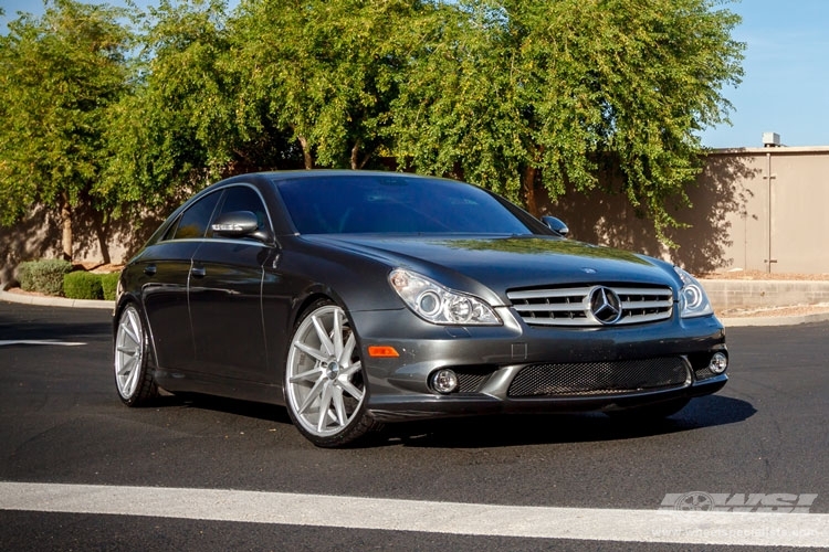 2006 Mercedes-Benz CLS-Class photo