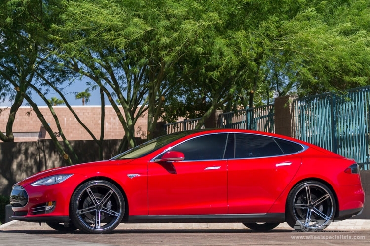 2013 Tesla Model S photo