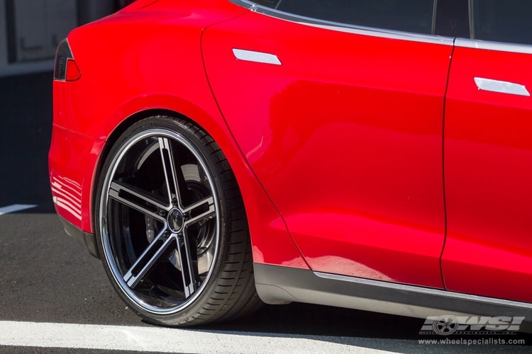 2013 Tesla Model S photo