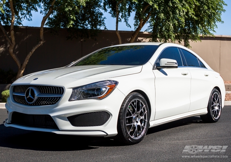 2014 Mercedes-Benz CLA-Class photo