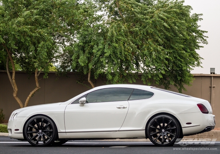 2010 Bentley Continental GT photo