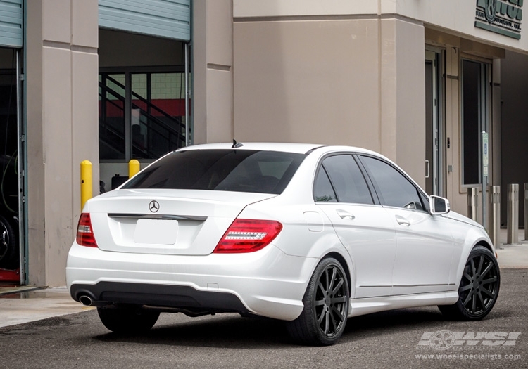 2013 Mercedes-Benz C-Class photo