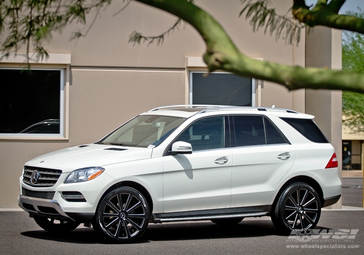 2013 Mercedes-Benz M-Class photo