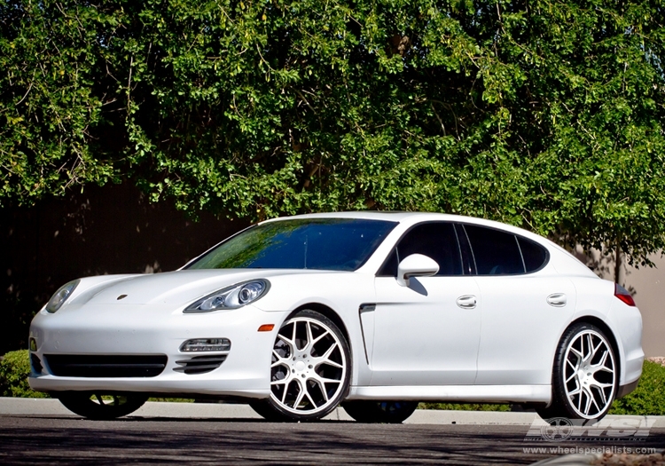 2013 Porsche Panamera photo