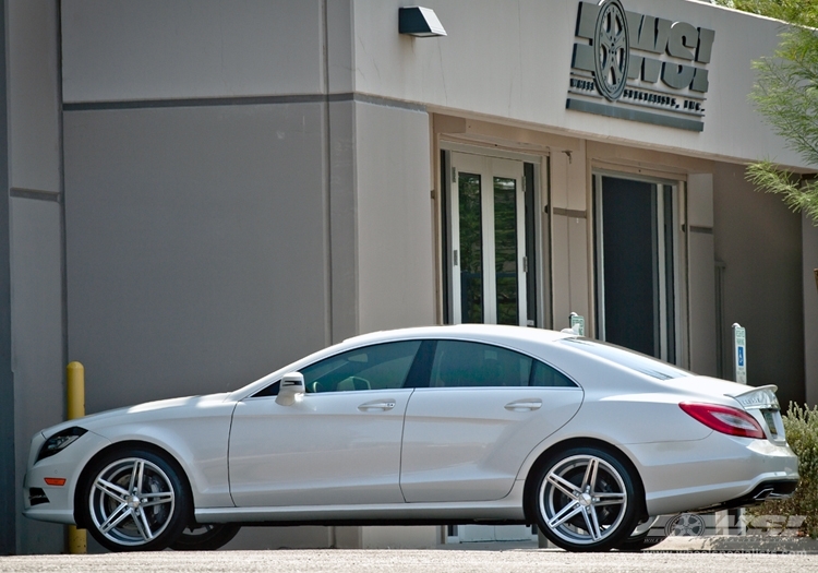 2013 Mercedes-Benz CLS-Class photo