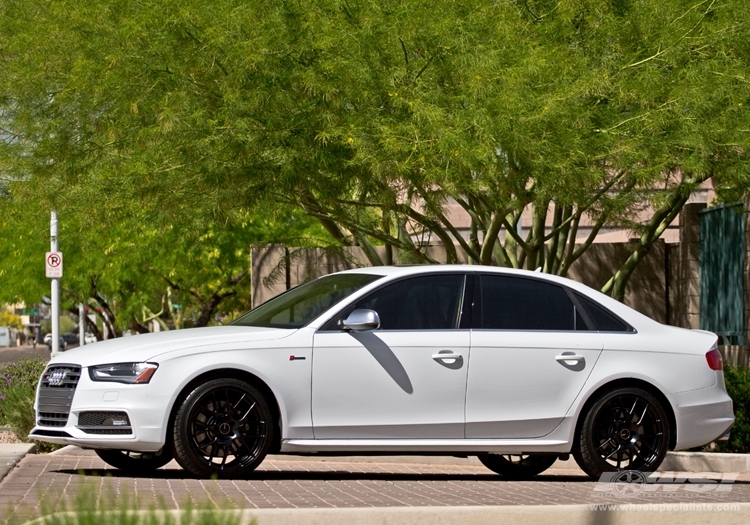 2013 Audi S4 photo