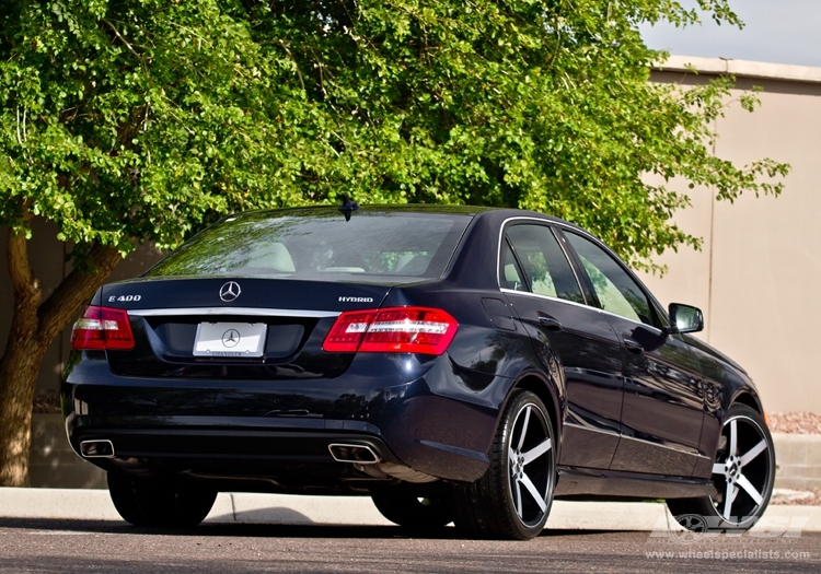 2013 Mercedes-Benz E-Class photo