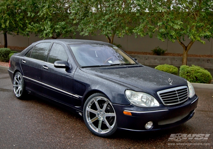 2006 Mercedes-Benz S-Class photo