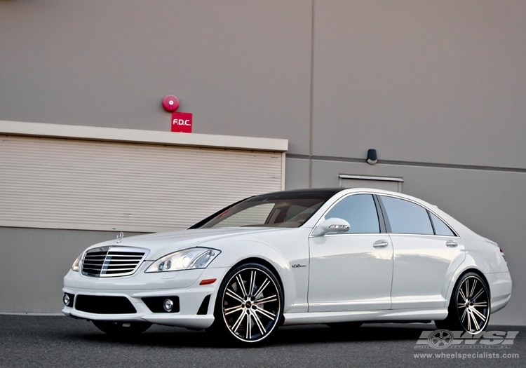2011 Mercedes-Benz S-Class photo