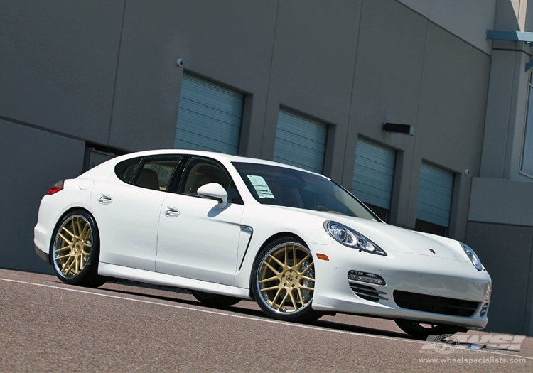 2012 Porsche Panamera photo