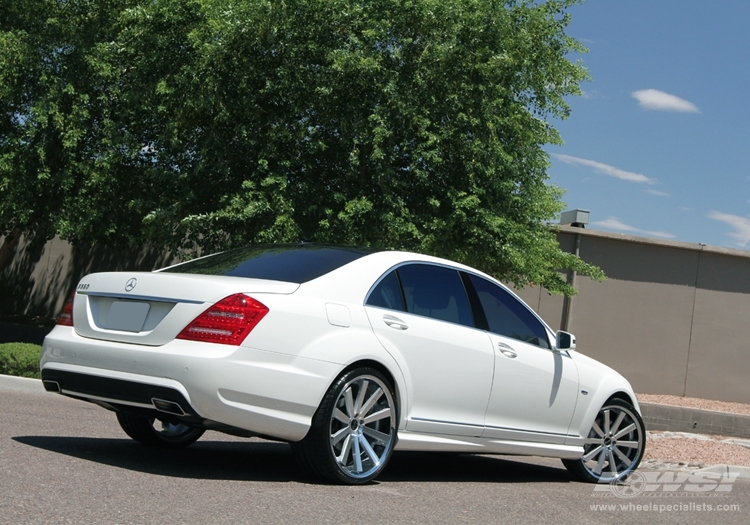 2012 Mercedes-Benz S-Class photo