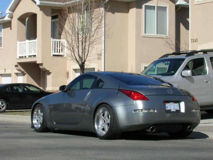 2004 Nissan 350Z photo
