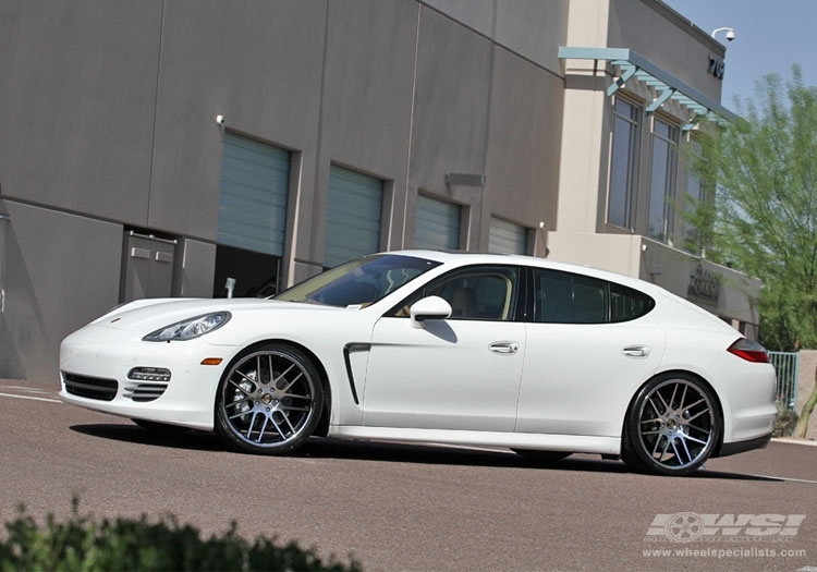 2012 Porsche Panamera photo
