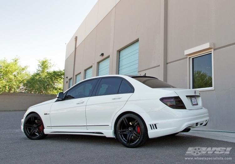 2010 Mercedes-Benz C-Class photo