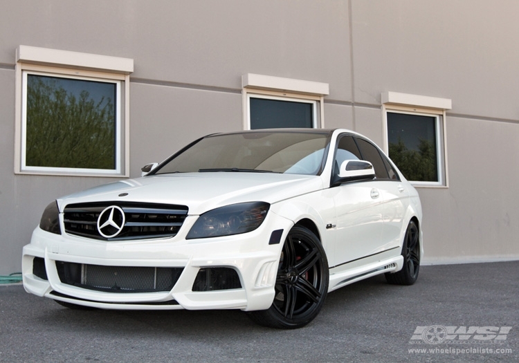 2010 Mercedes-Benz C-Class photo