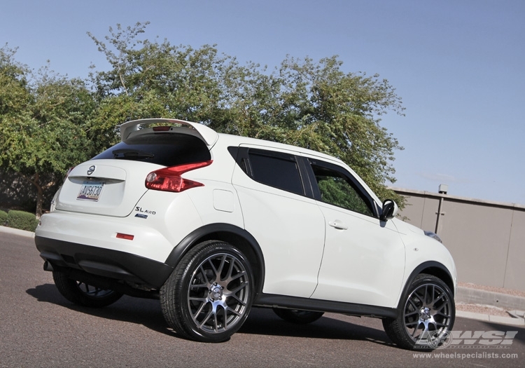 2012 Nissan Juke photo
