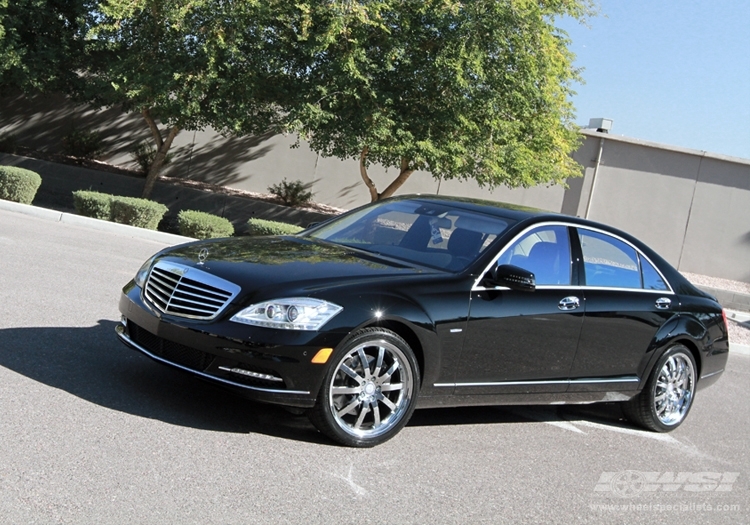 2010 Mercedes-Benz S-Class photo