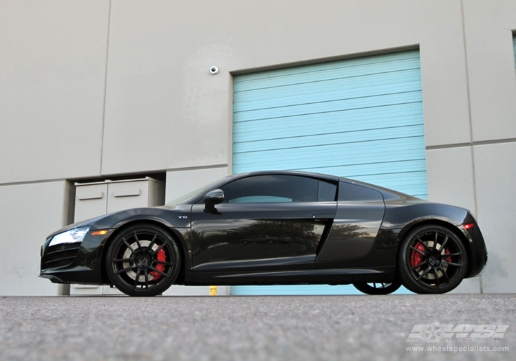 2010 Audi R8 photo