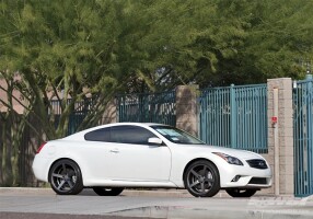 2012 Infiniti G37