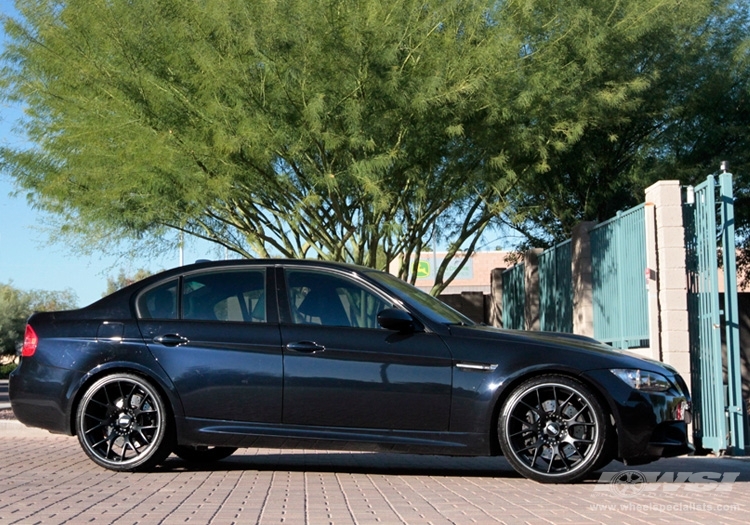 2010 BMW M3 photo