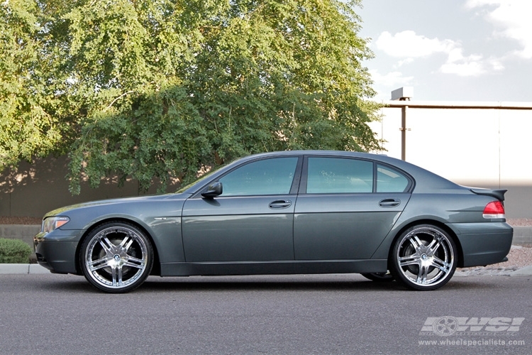 2009 BMW 750 photo