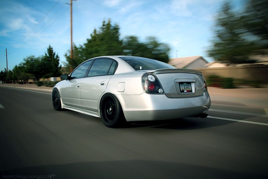 2004 Nissan Altima photo