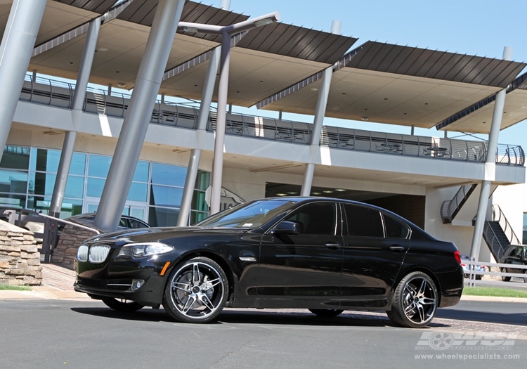 2011 BMW 535 photo