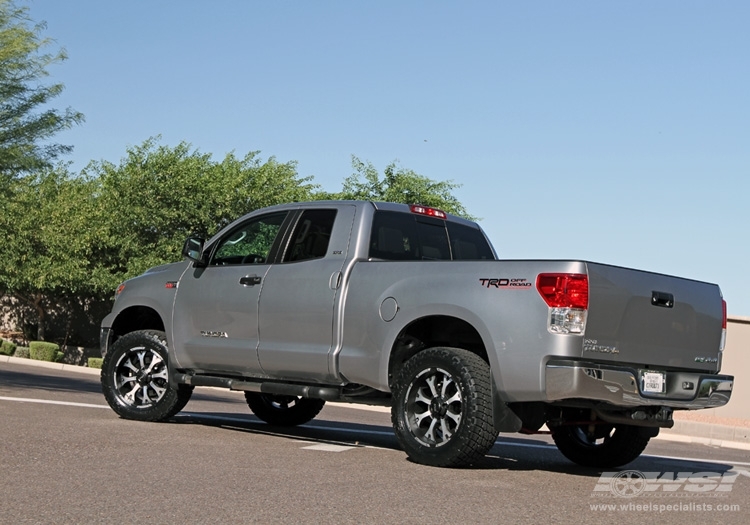 2010 Toyota Tundra photo