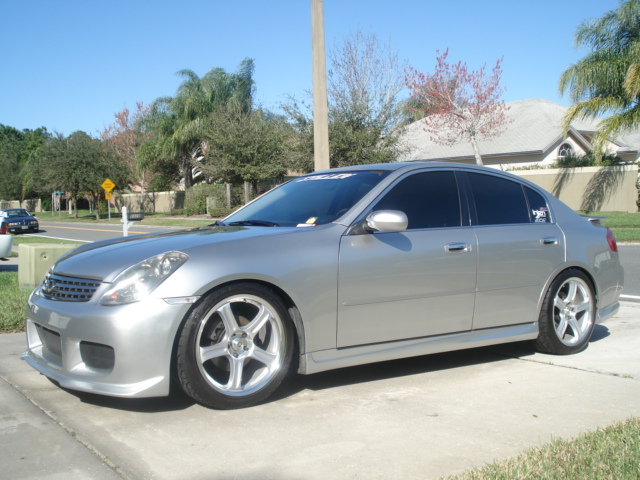 2003 Infiniti G35 photo