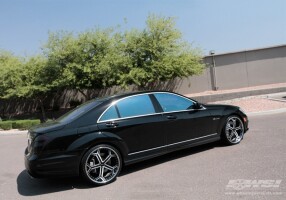2011 Mercedes-Benz S-Class