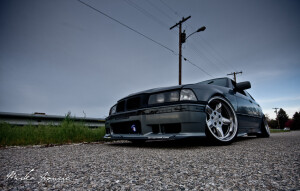 1994 BMW  318