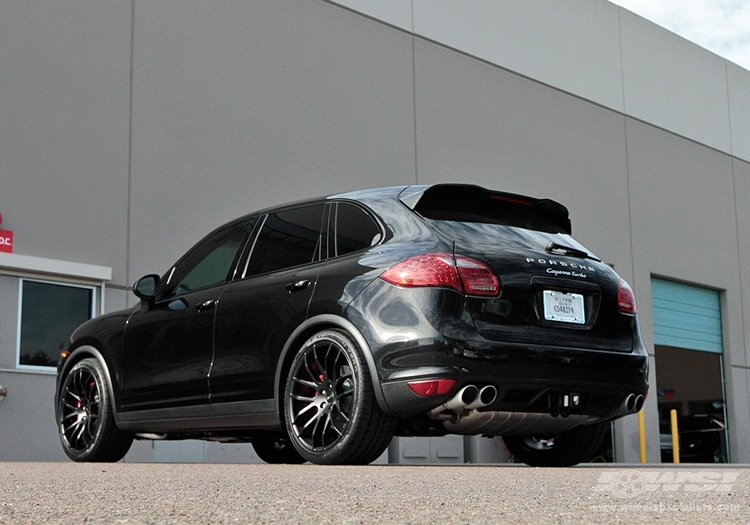 2011 Porsche Cayenne photo