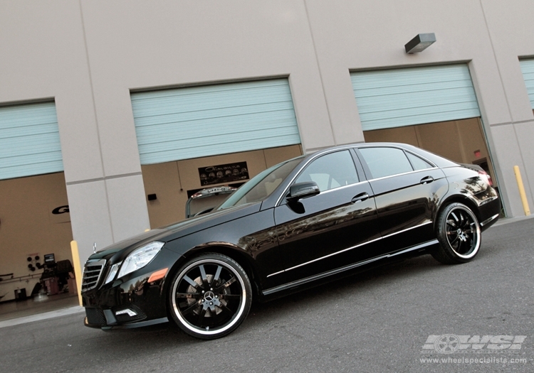 2011 Mercedes-Benz E-Class photo