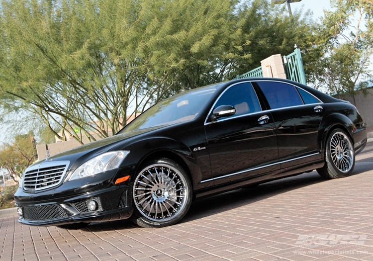 2010 Mercedes-Benz S-Class photo
