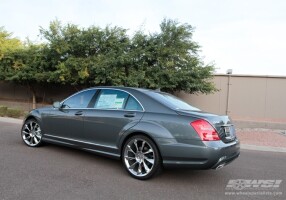 2011 Mercedes-Benz S-Class