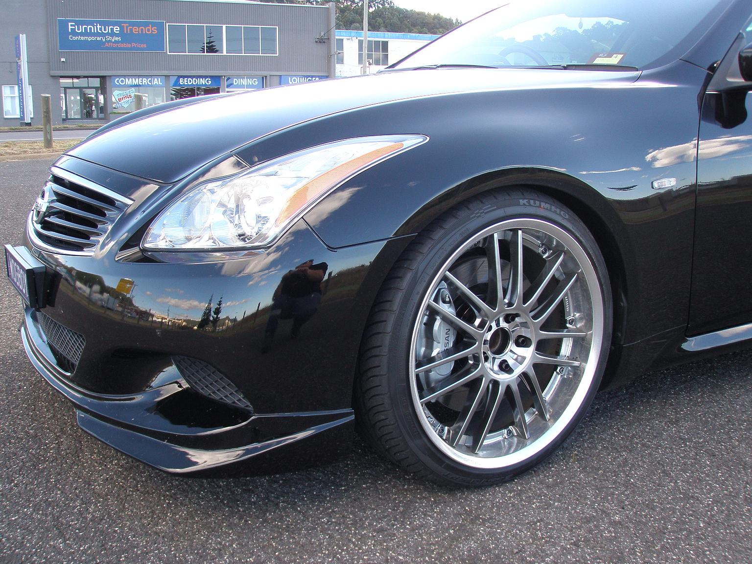 2010 Infiniti G37 photo