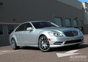 2010 Mercedes-Benz S-Class