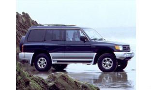 2000 Mitsubishi Montero