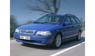 2000 Volvo V40