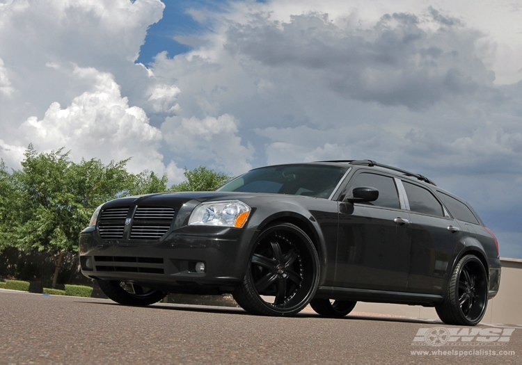 2008 Dodge Magnum photo