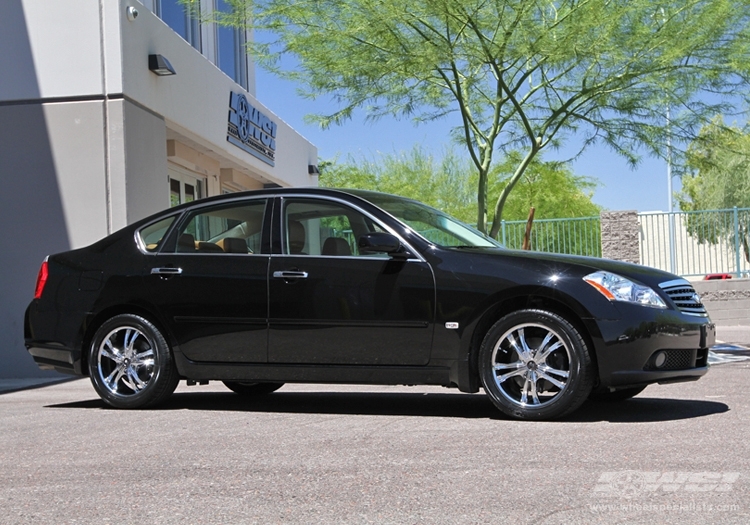 2010 Infiniti M35 photo