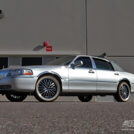 2009 Lincoln Town Car