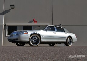 2009 Lincoln Town Car
