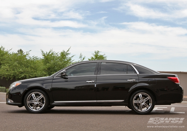 2010 Toyota Avalon photo