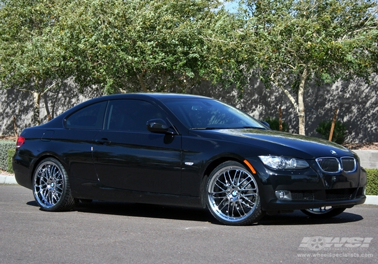 2010 BMW 328 photo