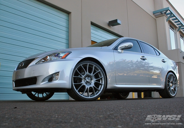 2010 Lexus IS 250 photo