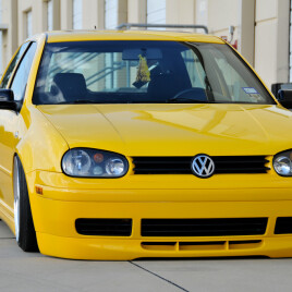 2003 Volkswagen Golf
