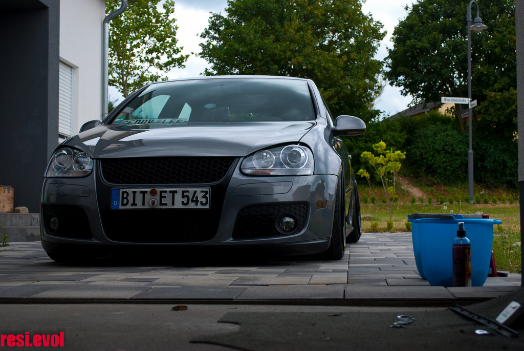 2009 Volkswagen Rabbit photo