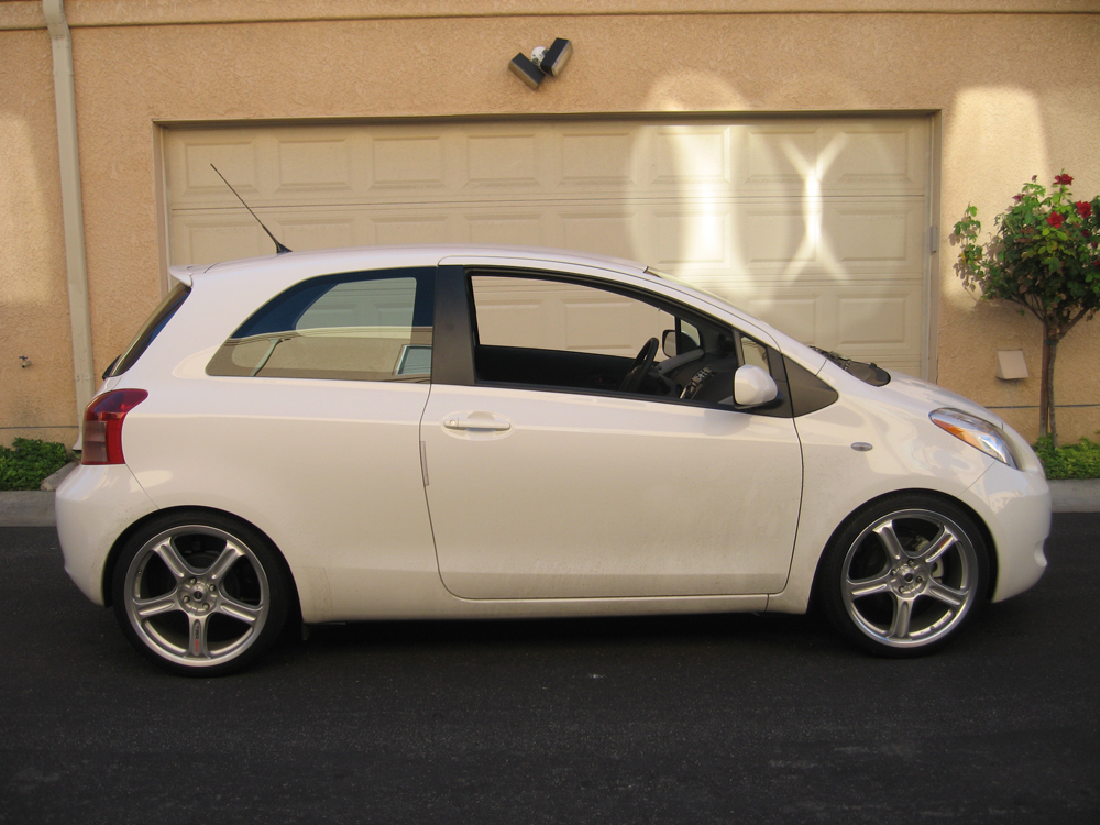 2007 Toyota Yaris photo