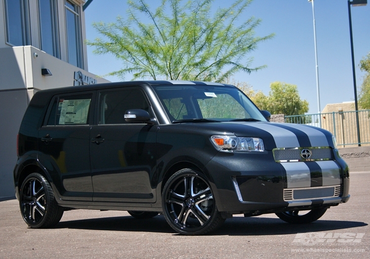 2009 Scion xB photo